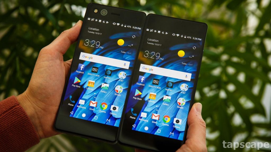 The ZTE Axon M in action