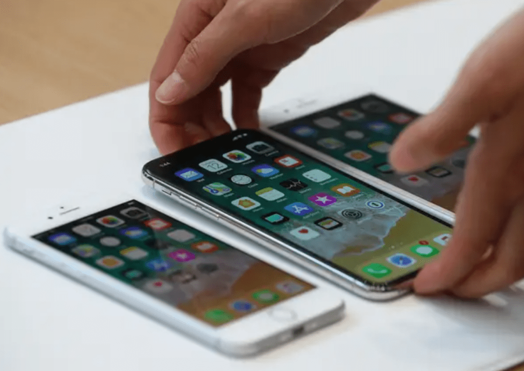 Compare iPhones of 2019