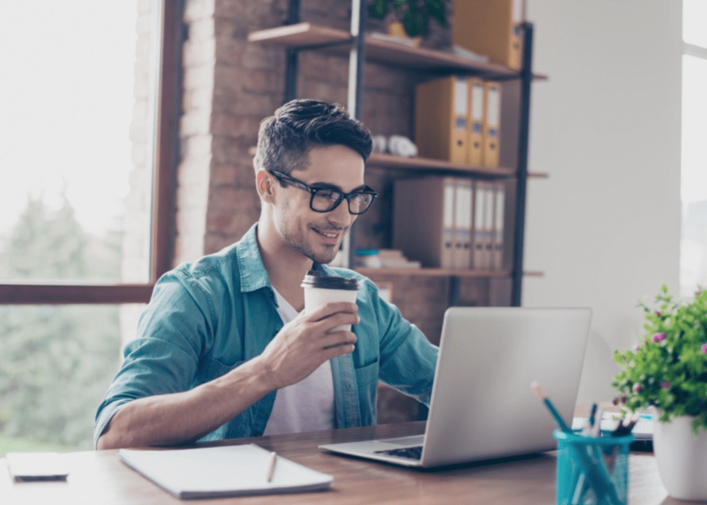 4 Benefits of Using HR Software for Remote Working Employees