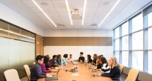 SIX EFFECTIVE WAYS TRANSFORM YOUR CONFERENCE ROOMS INTO A SMART ROOM