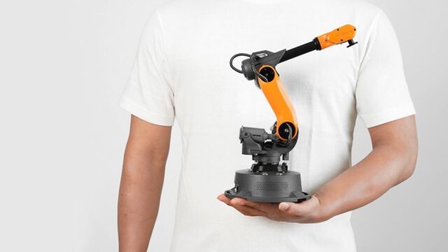 Small Industrial Robot-What They Do and What to Look Out for When Buying One