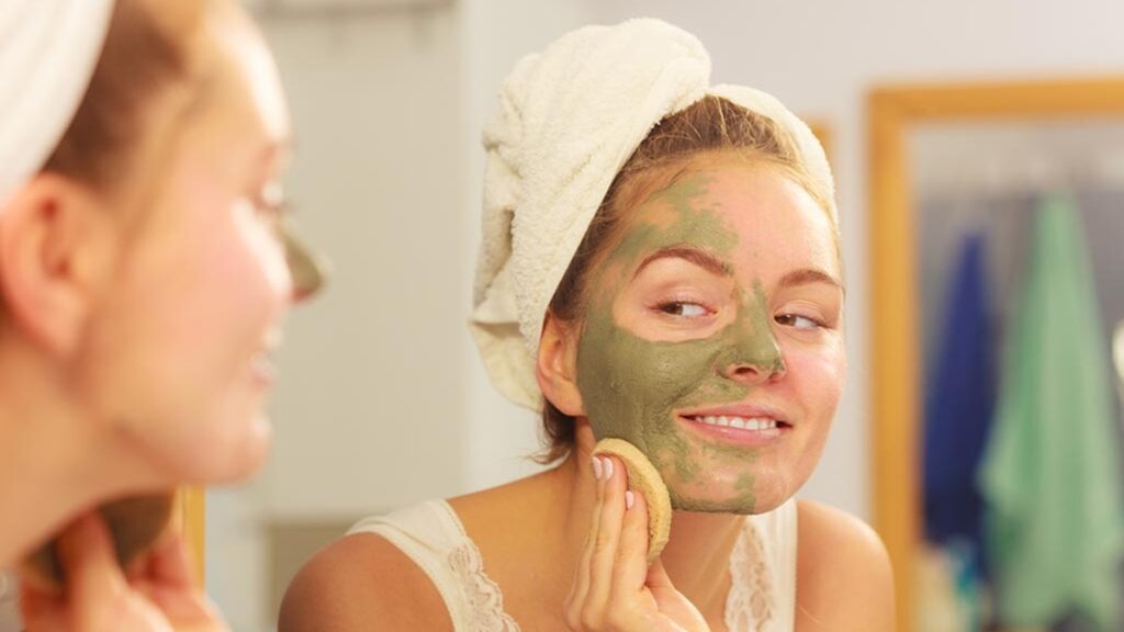 Easy Homemade Face Masks For Healthy-looking Skin