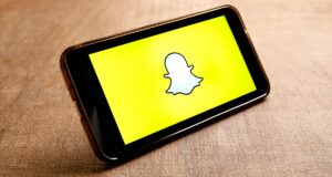 How to spy on someone's snapchat without them knowing