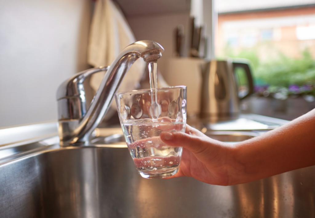 6 Benefits of a Water Softener for the Home