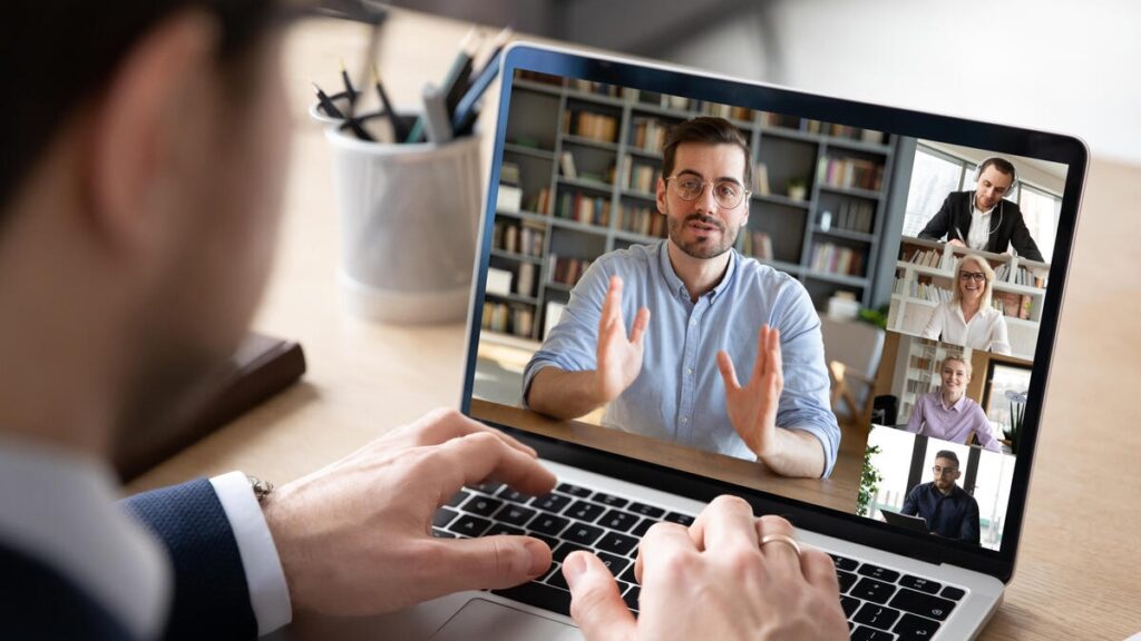 How To Decode Nonverbal Cues and Body Language On Video Conferencing Calls