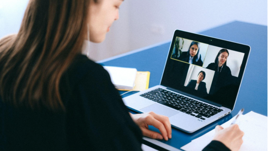 7 Etiquettes for Video Conferencing