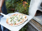 Easy Tips for Cleaning an Outdoor Pizza Oven