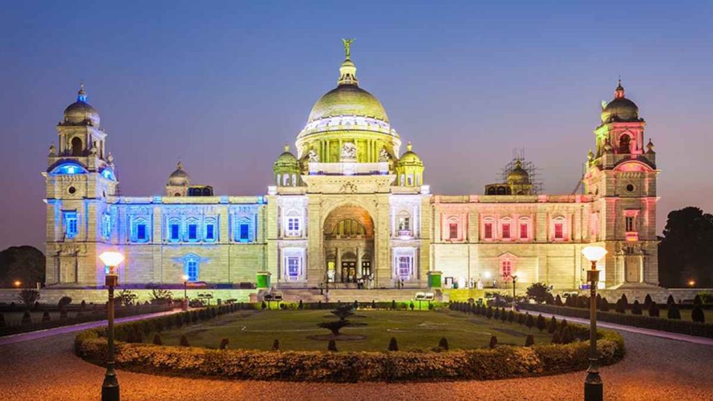 What are the best places that you need to visit in Kolkata?