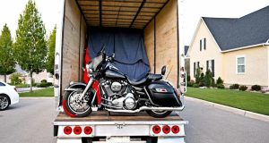 Comparing Motorcycle Shipping Methods Open vs. Enclosed Transport