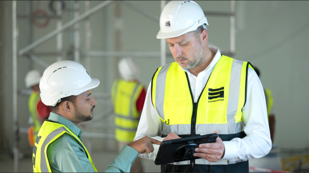 Selecting the Right Contractor for Your Construction Projects