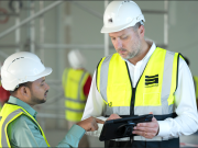 Selecting the Right Contractor for Your Construction Projects