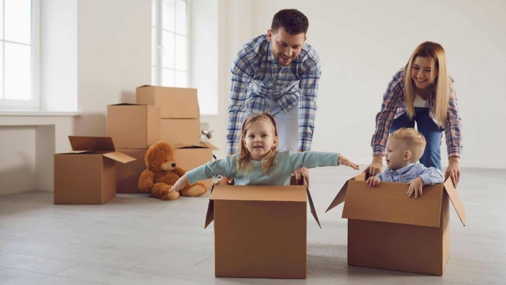 Ways to Occupy Your Kids While Moving to a New House